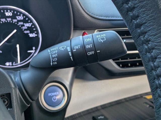 Used 2021 Toyota Sienna Limited FWD image 11
