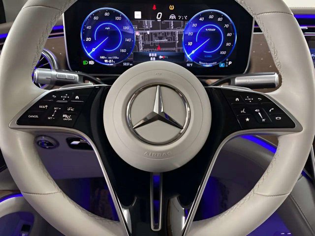 Used 2023 Mercedes-Benz EQS 450+ 4MATIC SUV w/ AMG Line Exterior Package image 39