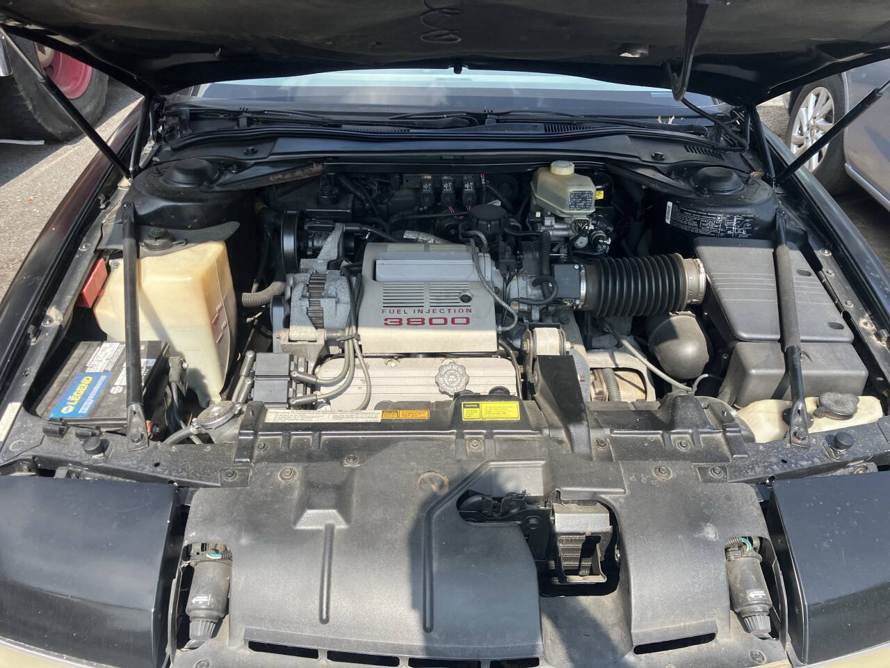 Used 1989 Buick Reatta Coupe FWD image 36