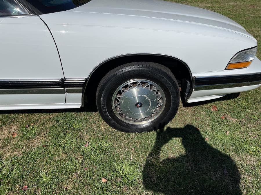 Used 1994 Buick Le Sabre Limited FWD image 40