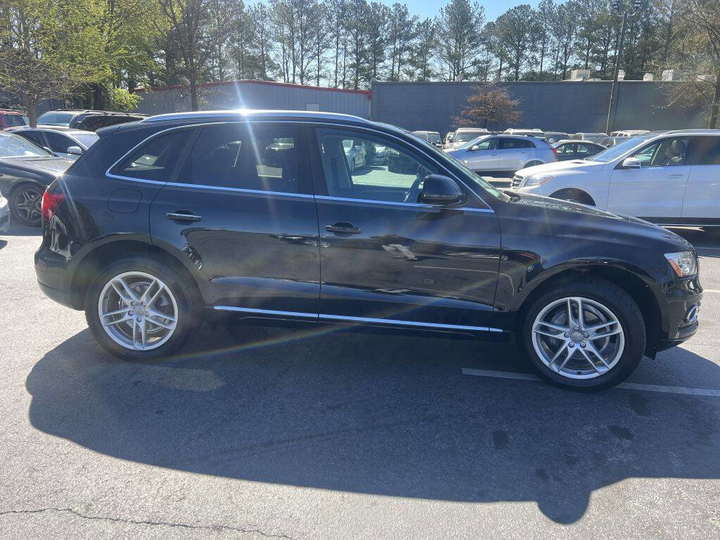 Used 2016 Audi Q5 2.0T Premium Plus w/ Technology Package AWD/4WD image 4
