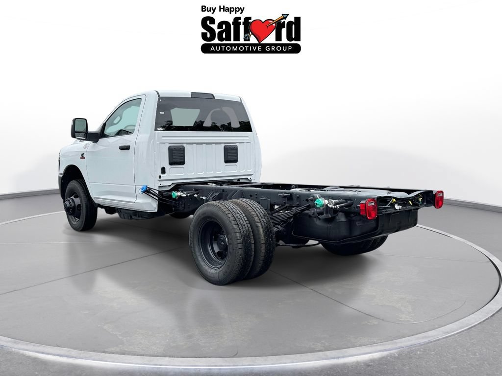New 2025 RAM 3500 Tradesman AWD/4WD image 5