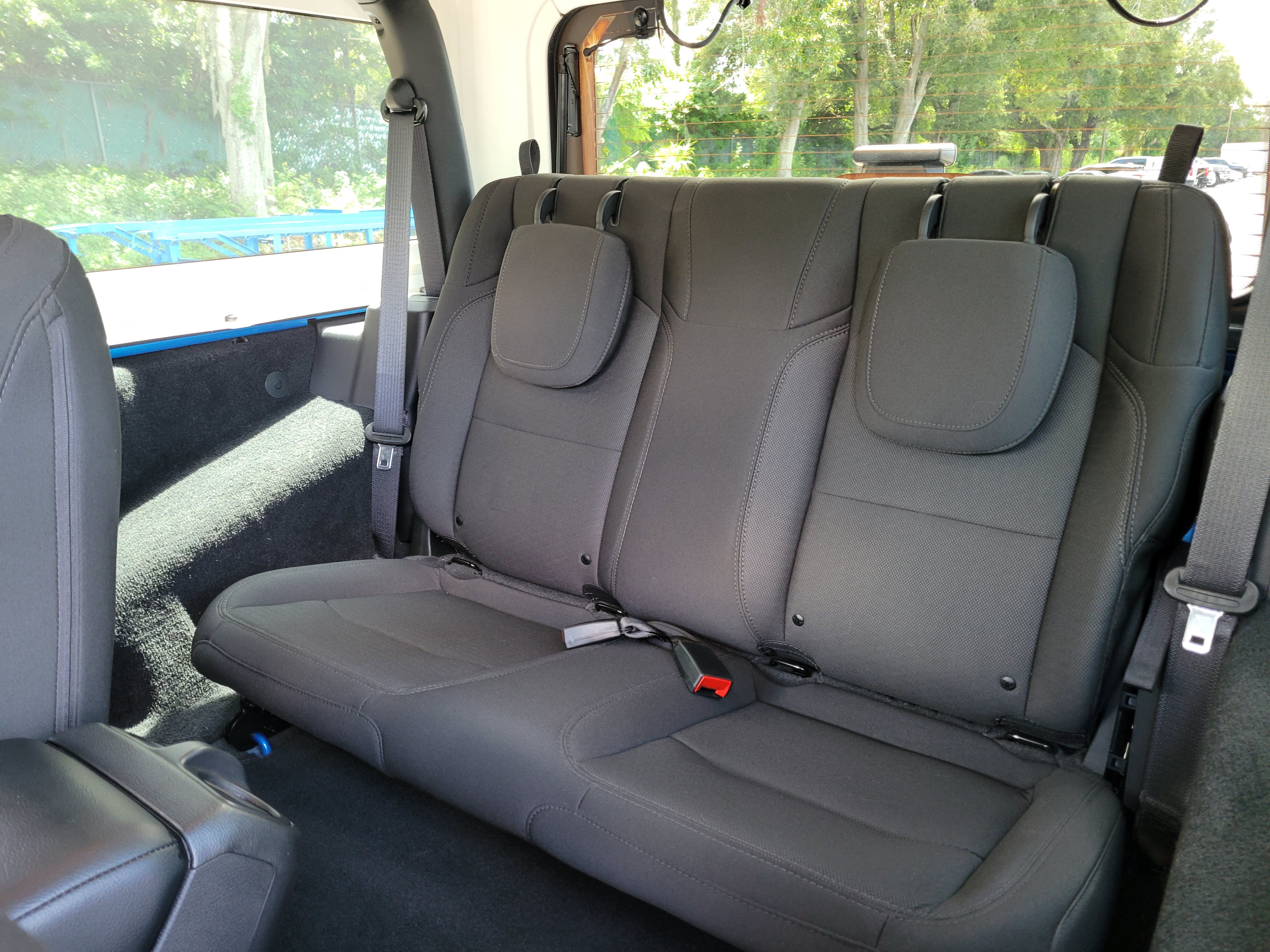 Used 2022 Jeep Wrangler Sport AWD/4WD image 28