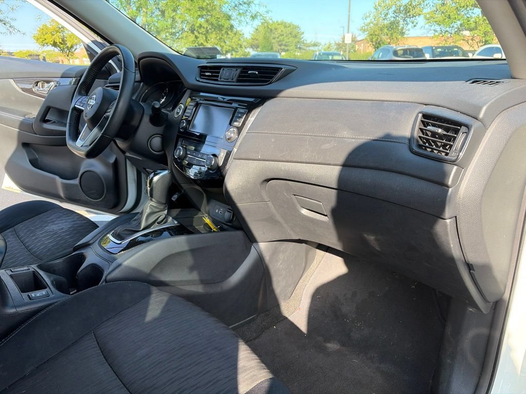 Used 2019 Nissan Rogue SV AWD/4WD image 27