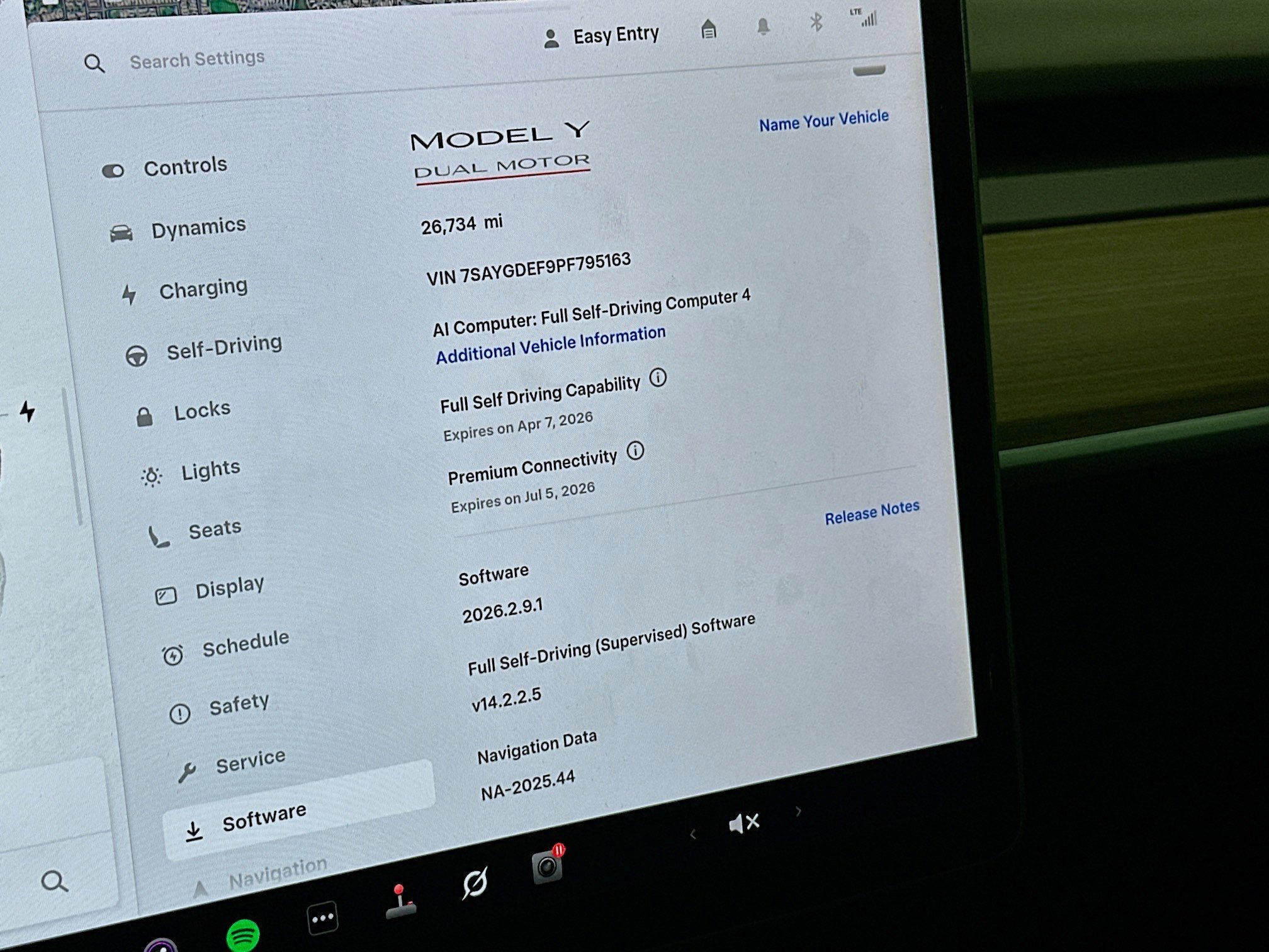 Used 2023 Tesla Model Y Performance image 18