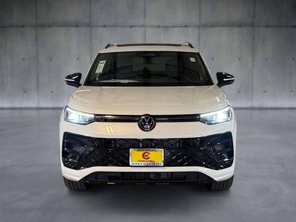New 2026 Volkswagen Tiguan SE R-Line AWD/4WD image 8