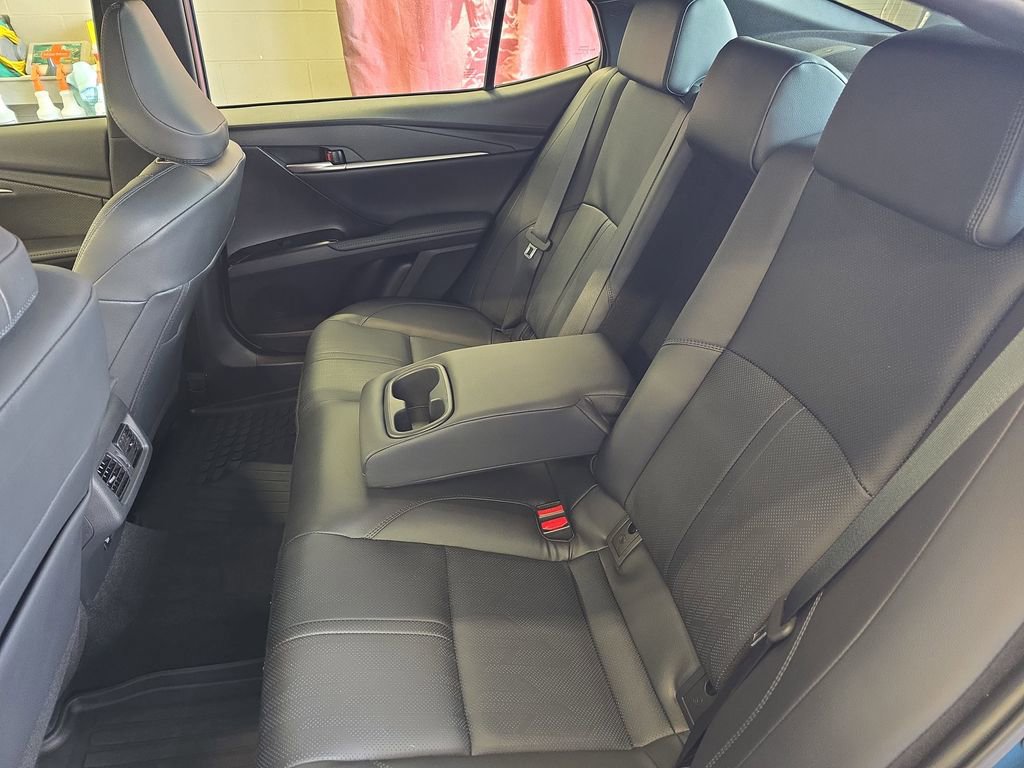 Used 2025 Toyota Camry XSE image 16