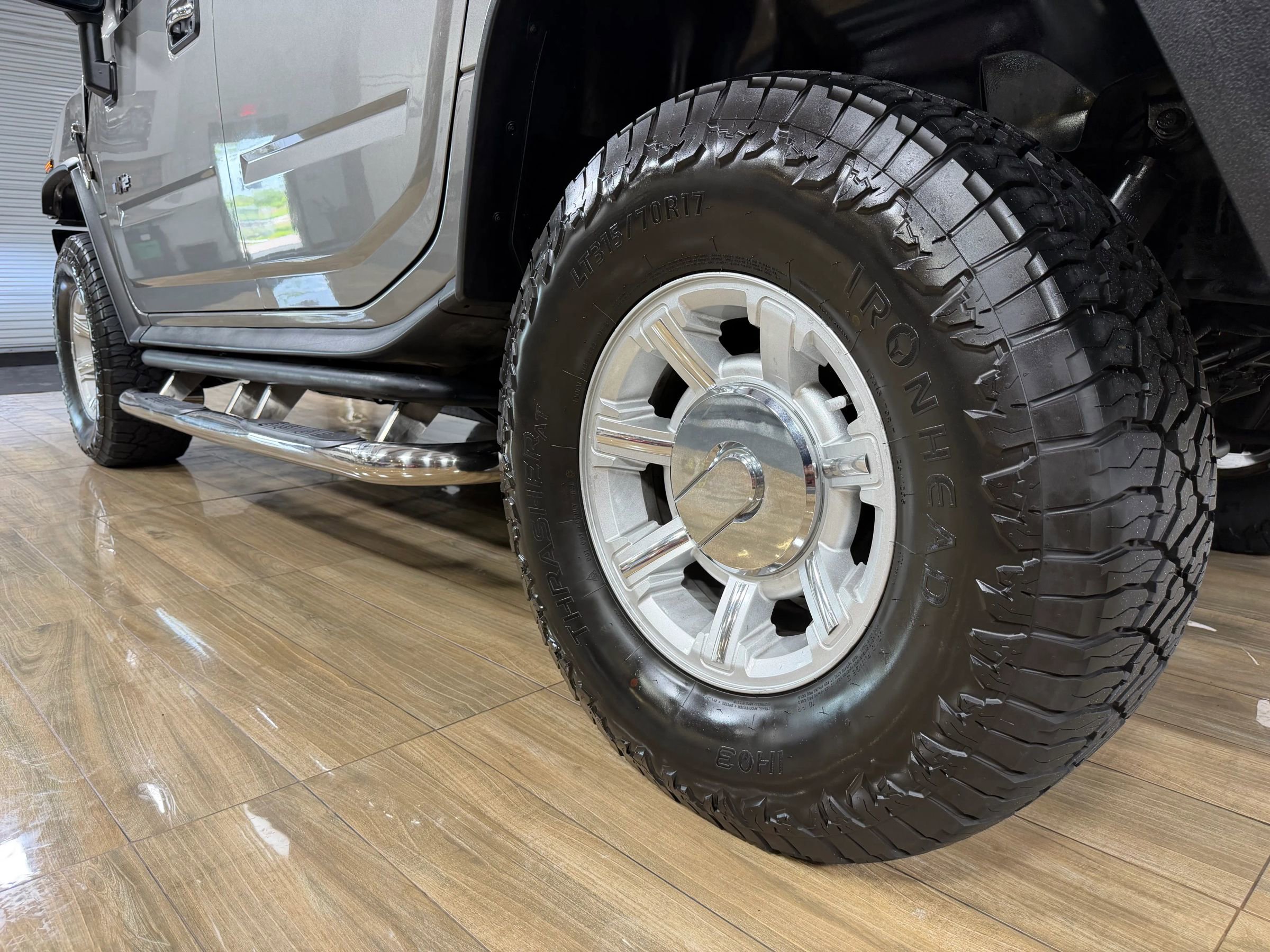 Used 2008 HUMMER H2 Luxury image 10