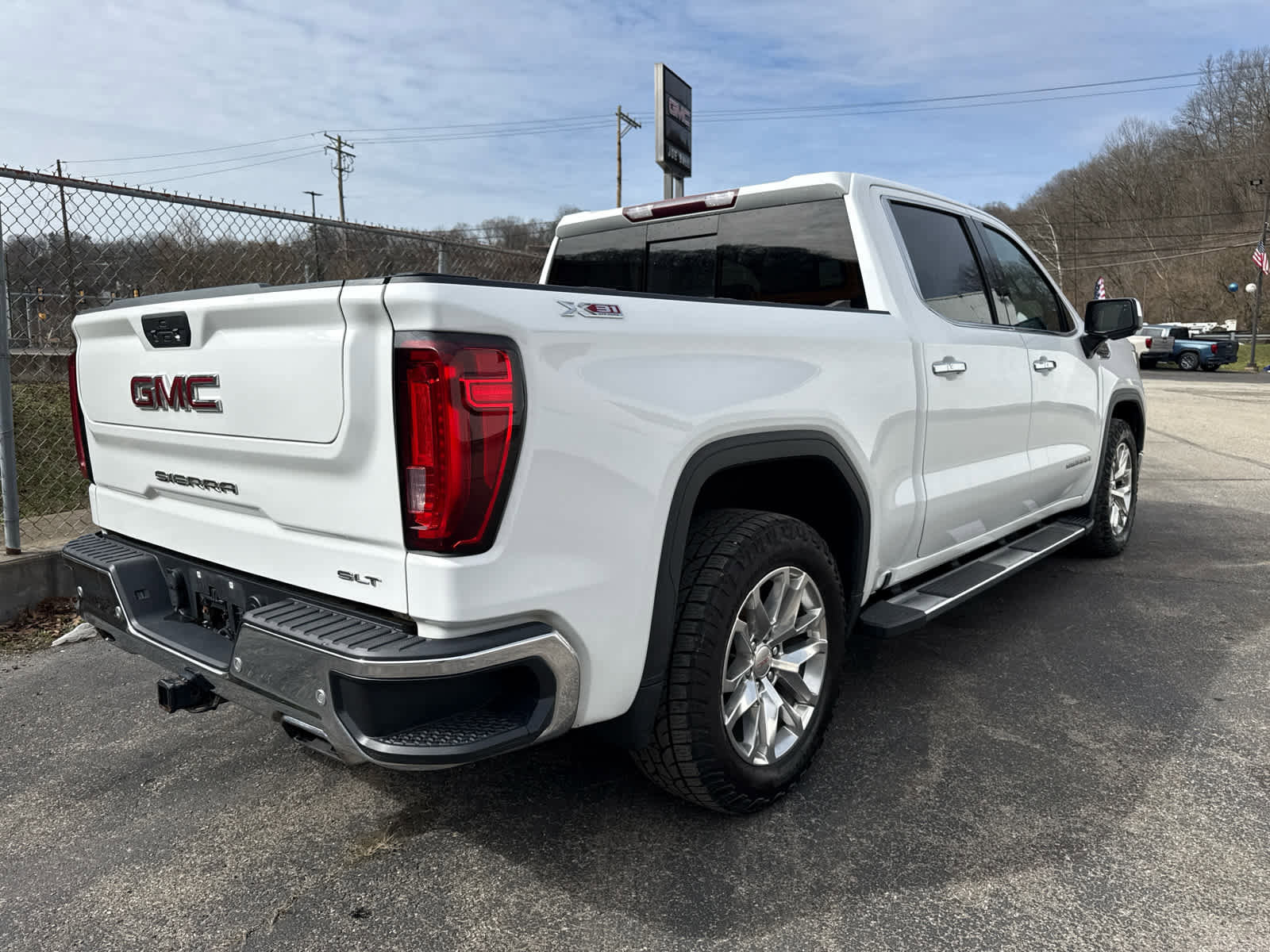 Used 2020 GMC Sierra 1500 SLT w/ SLT Premium Plus Package image 7