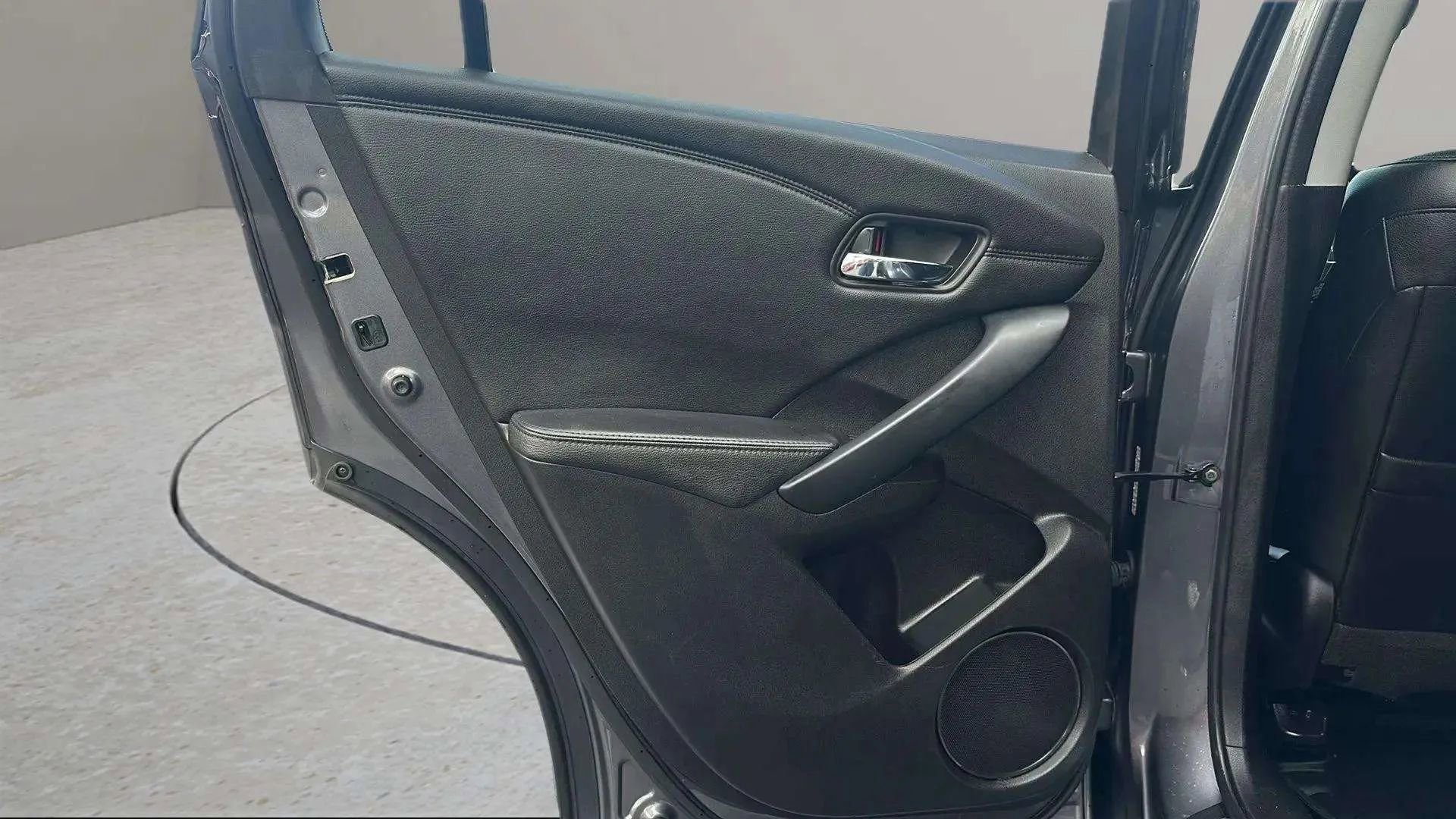 Used 2018 Acura RDX AWD w/ Technology Package image 15