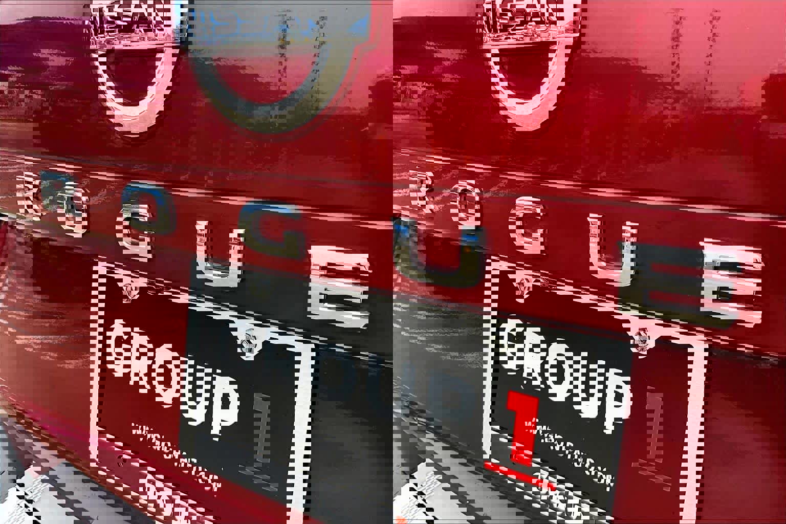 Used 2021 Nissan Rogue SV w/ Premium Package image 10