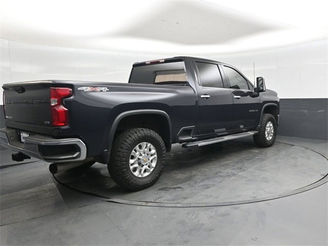 Used 2024 Chevrolet Silverado 2500 LTZ image 2