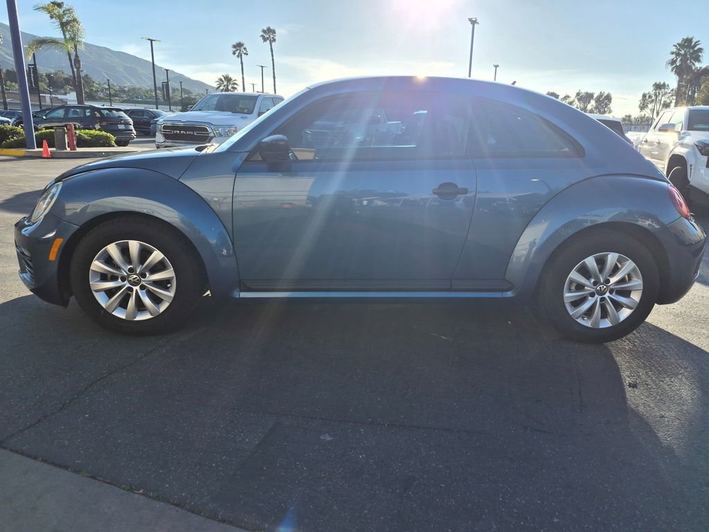 Used 2017 Volkswagen Beetle 1.8T Classic image 11