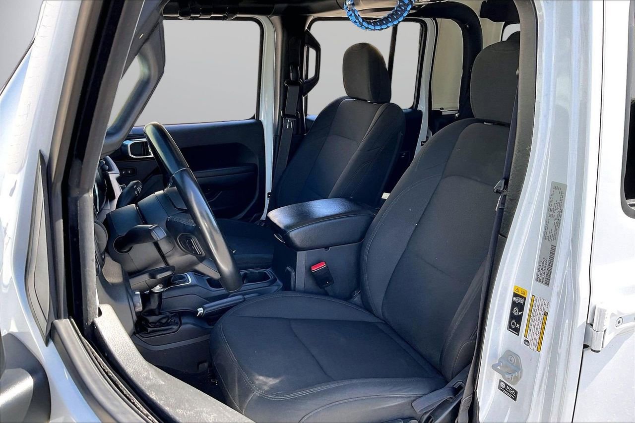 Certified 2022 Jeep Gladiator Sport image 21