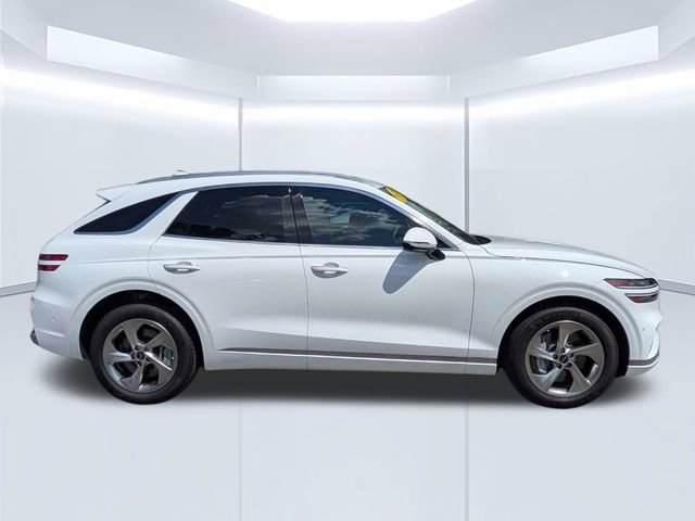 Used 2026 Genesis GV70 2.5T Advanced AWD/4WD image 3