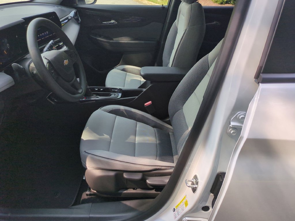 New 2026 Chevrolet TrailBlazer LS w/ LS Convenience Package FWD image 16