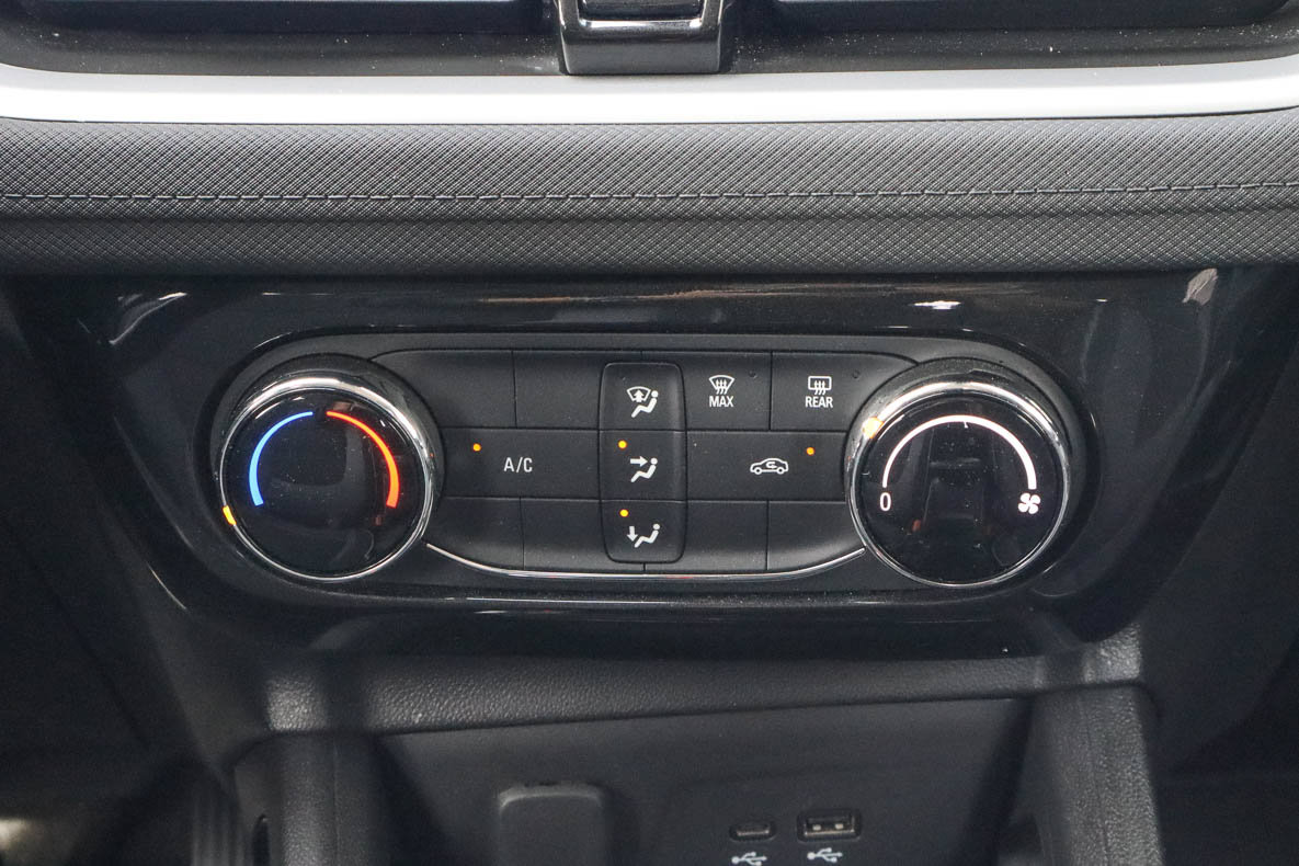 Used 2025 Chevrolet TrailBlazer LT FWD image 11