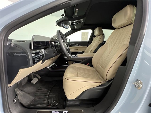 Certified 2024 Cadillac Lyriq Sport w/ Nappa Leather Package image 20