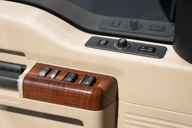 Used 2015 Ford F250 King Ranch w/ FX4 Off-Road Package image 29