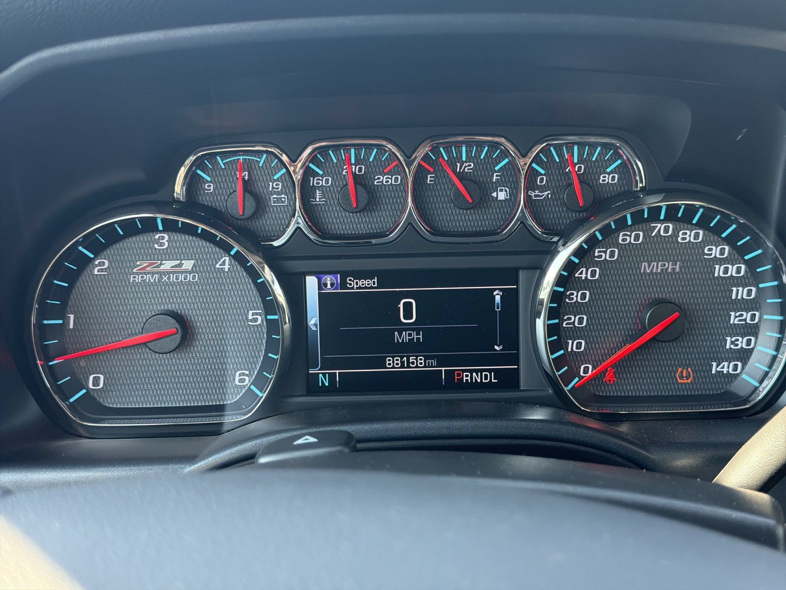 Used 2018 Chevrolet Silverado 1500 LT w/ All Star Edition AWD/4WD image 33