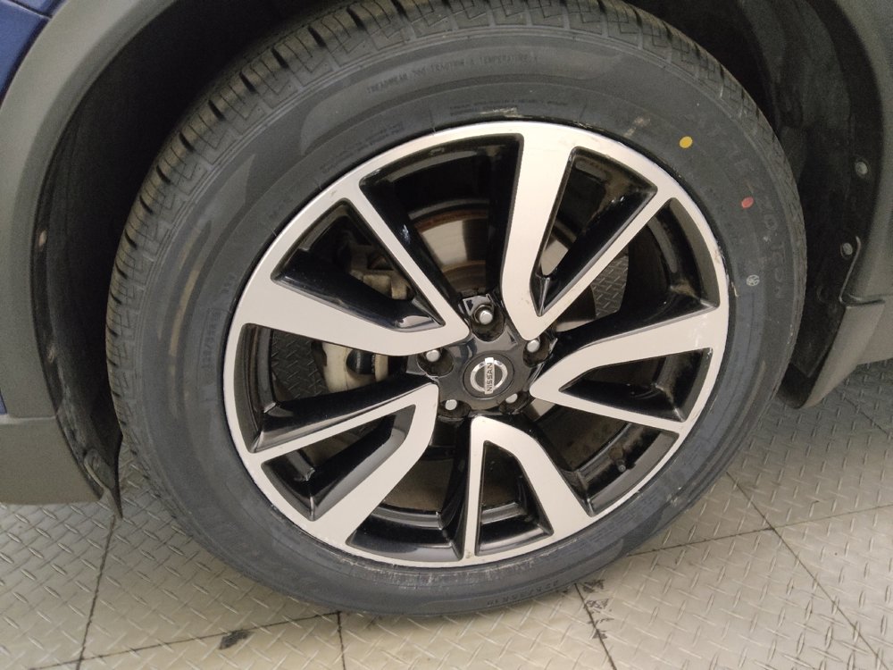 Used 2020 Nissan Rogue SL FWD image 31