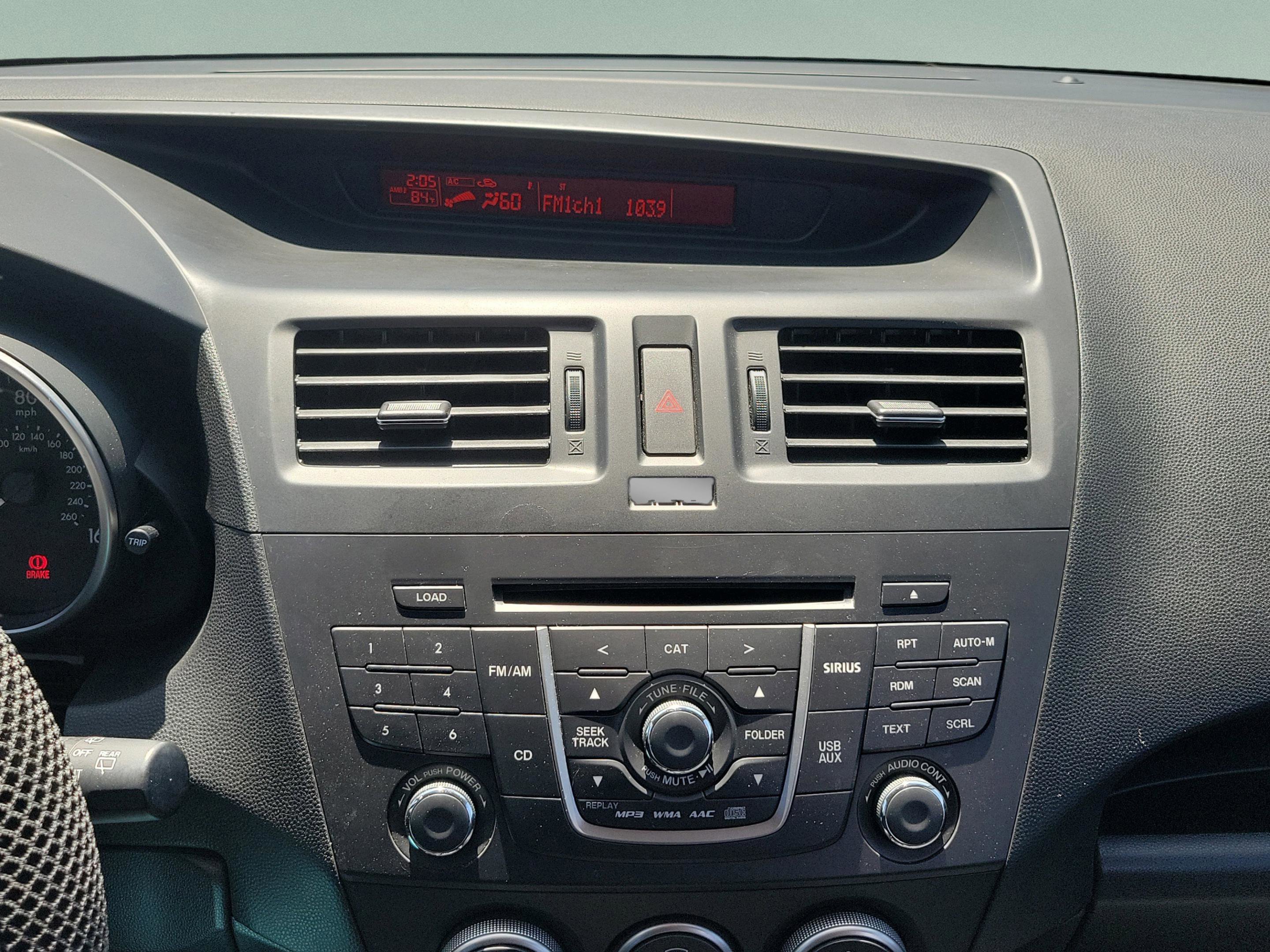 Used 2015 MAZDA MAZDA5 Sport image 13