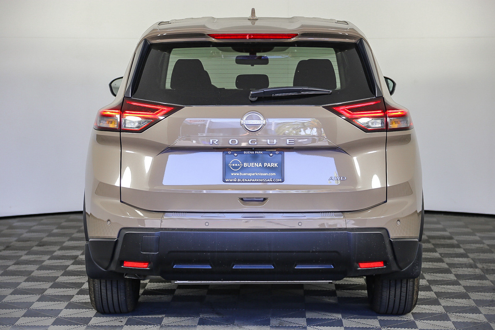 New 2025 Nissan Rogue SV AWD/4WD image 8