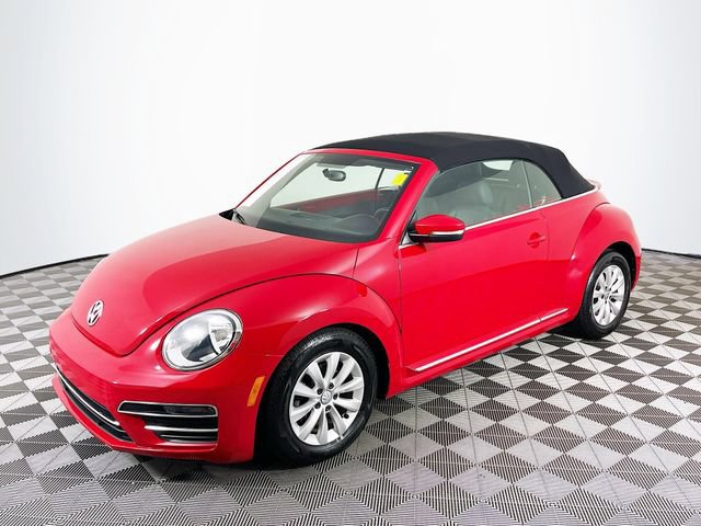 Used 2019 Volkswagen Beetle 2.0T S FWD image 4