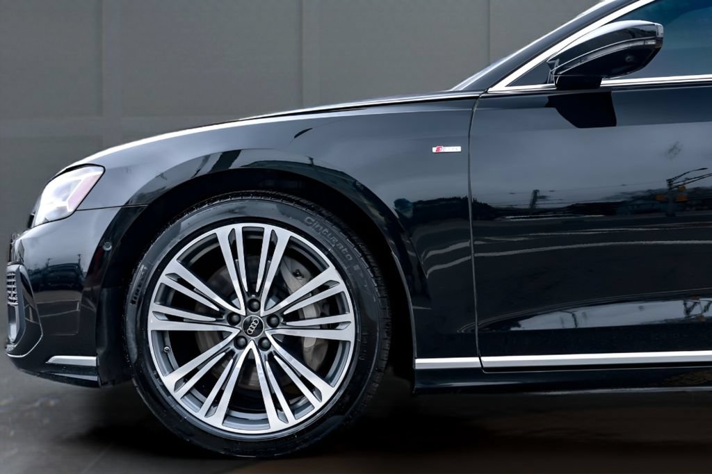 Used 2023 Audi A8 L 3.0T w/ Comfort Plus Package AWD/4WD image 34