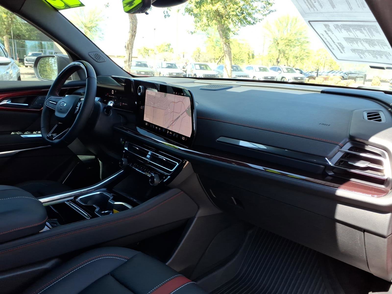 Used 2025 Chevrolet Traverse RS w/ LPO, Floor Liner Package image 11