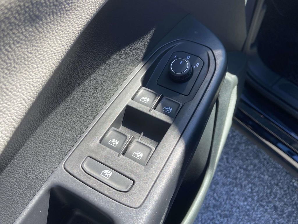 New 2026 Volkswagen Taos S FWD image 15