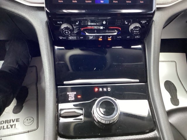Certified 2023 Jeep Grand Cherokee Limited image 29