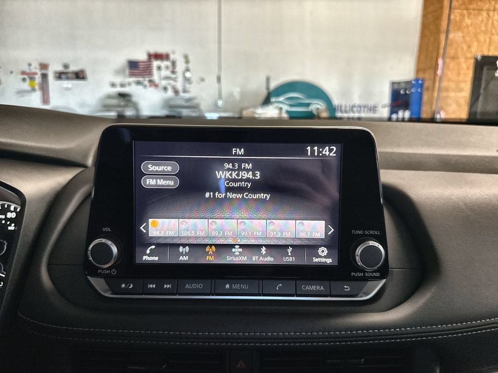New 2026 Nissan Rogue SV w/ Cold Weather Package AWD/4WD image 12
