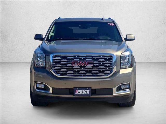 Used 2019 GMC Yukon Denali w/ Denali Ultimate Package image 2