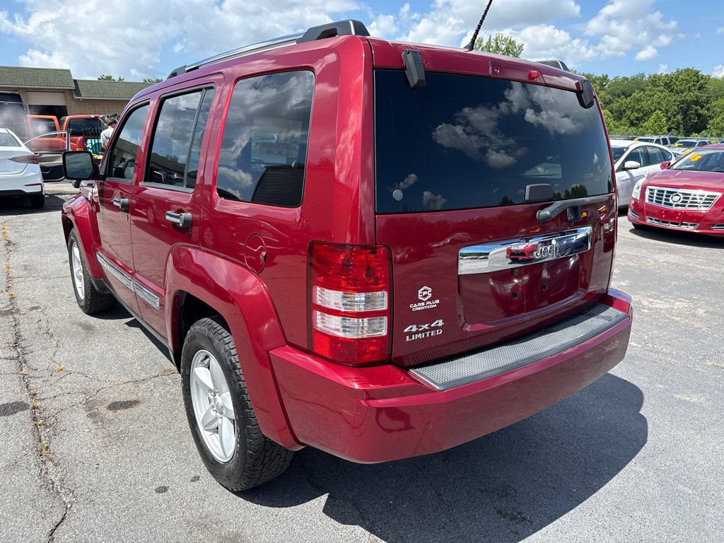 Used 2011 Jeep Liberty Limited w/ Comfort/Convenience Group AWD/4WD image 8