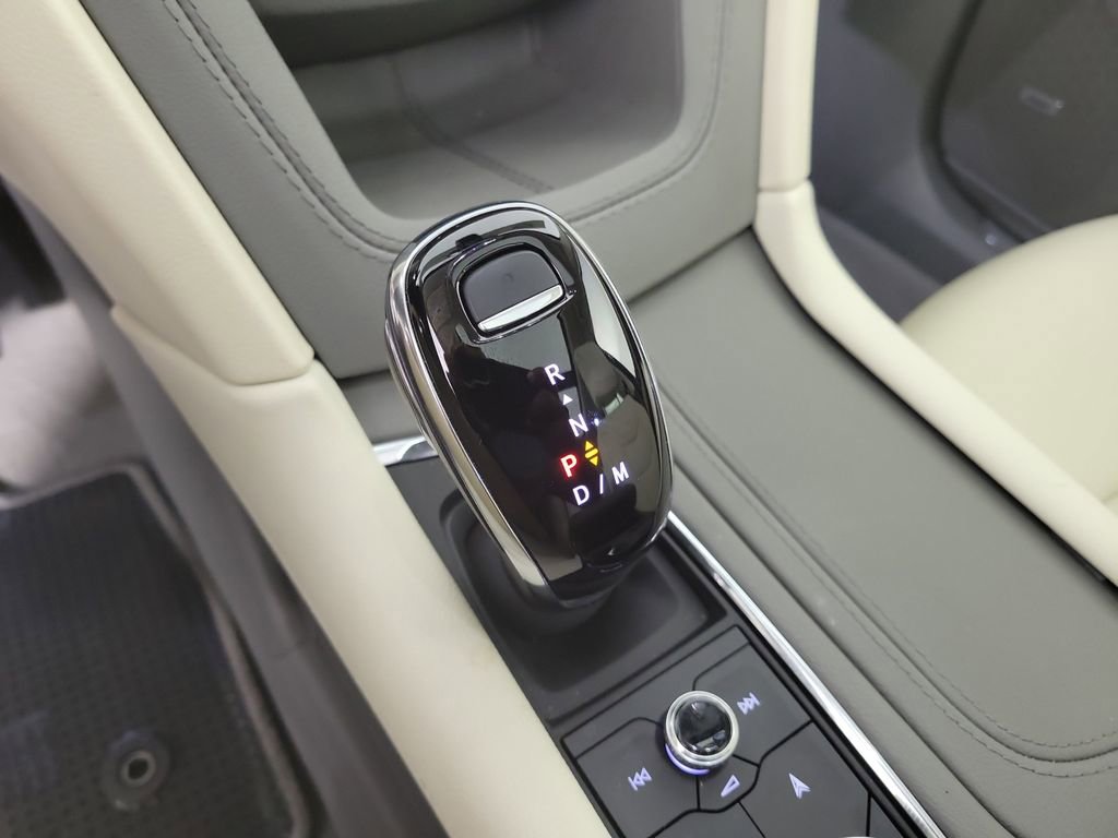 Certified 2023 Cadillac XT5 Premium Luxury w/ Technology Package FWD image 29