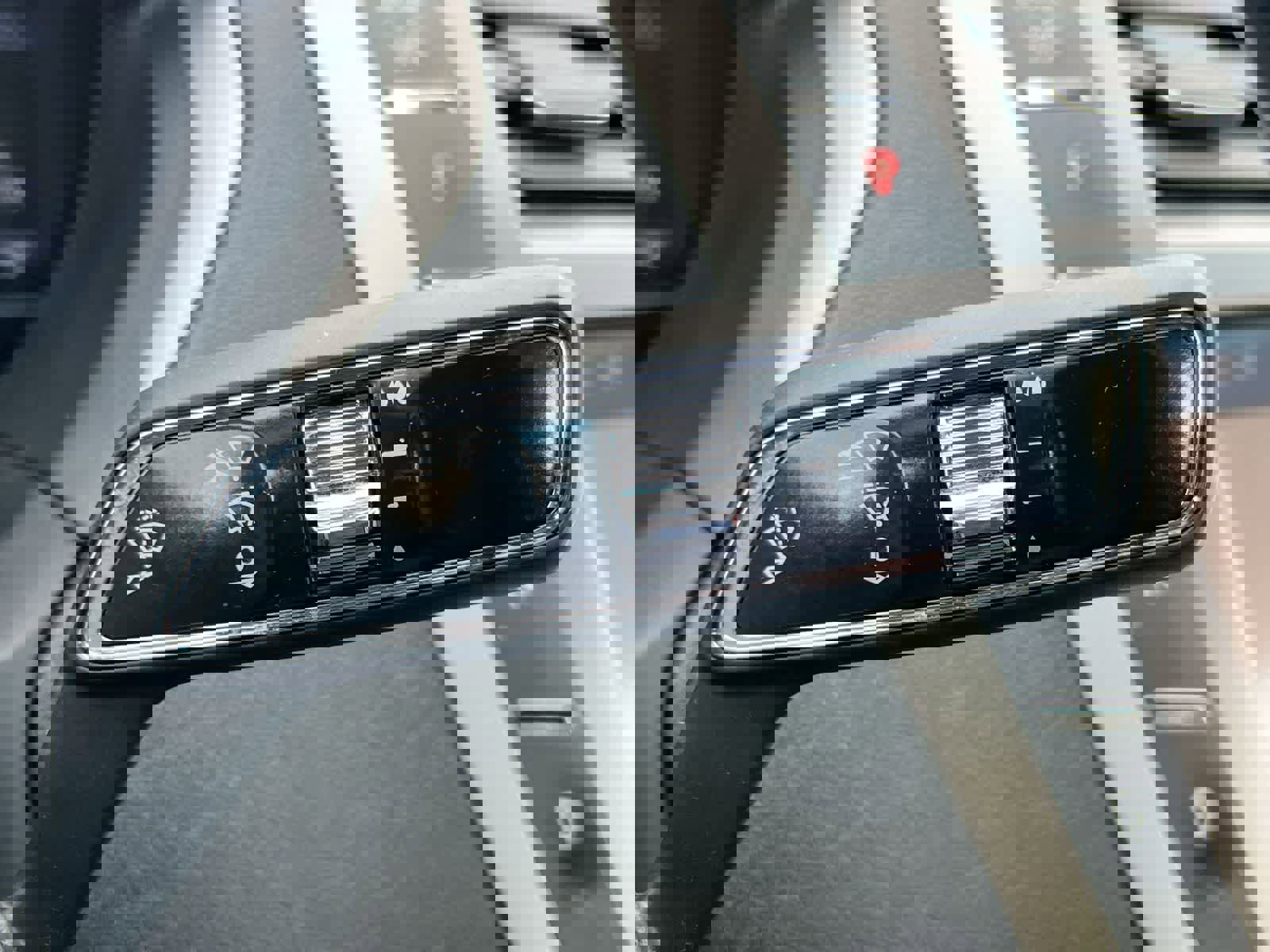 Used 2019 Lincoln MKZ Reserve w/ Reserve Plus Package image 25