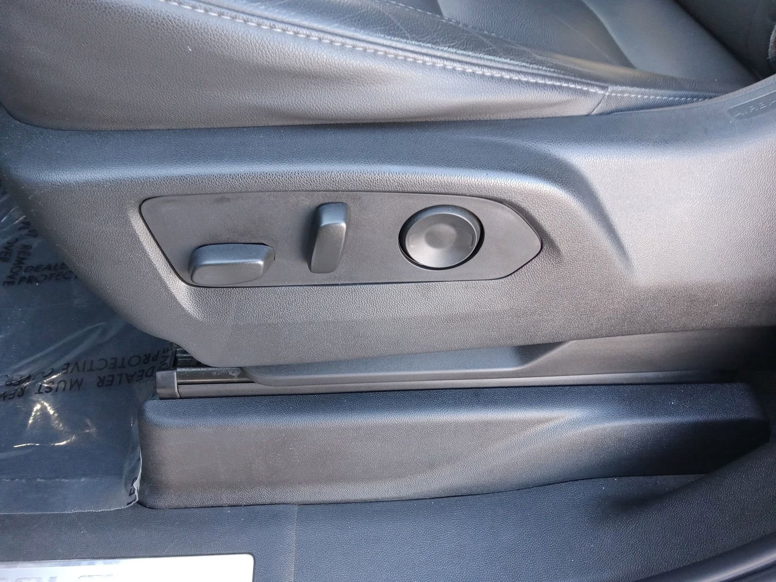 Used 2021 Chevrolet Tahoe LT w/ LT Signature Package image 12