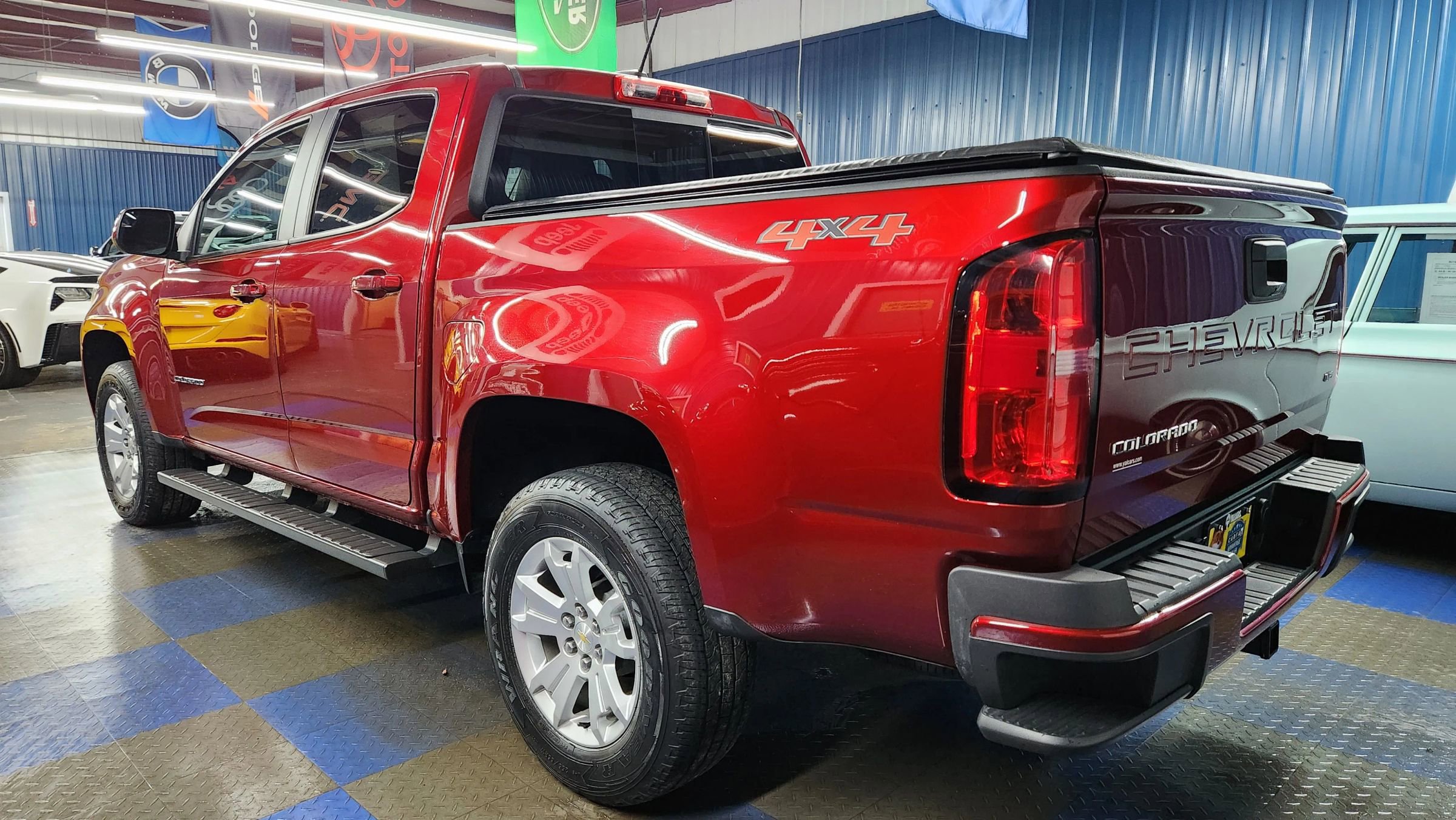 Used 2021 Chevrolet Colorado LT w/ LT Convenience Package image 4