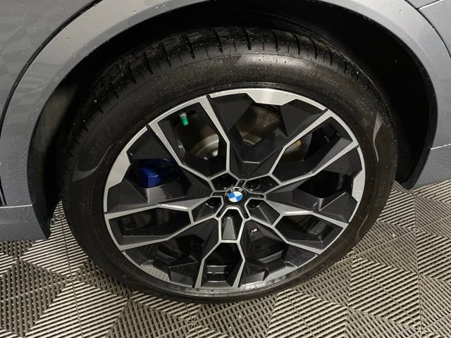 Certified 2025 BMW X7 M60i AWD/4WD image 45