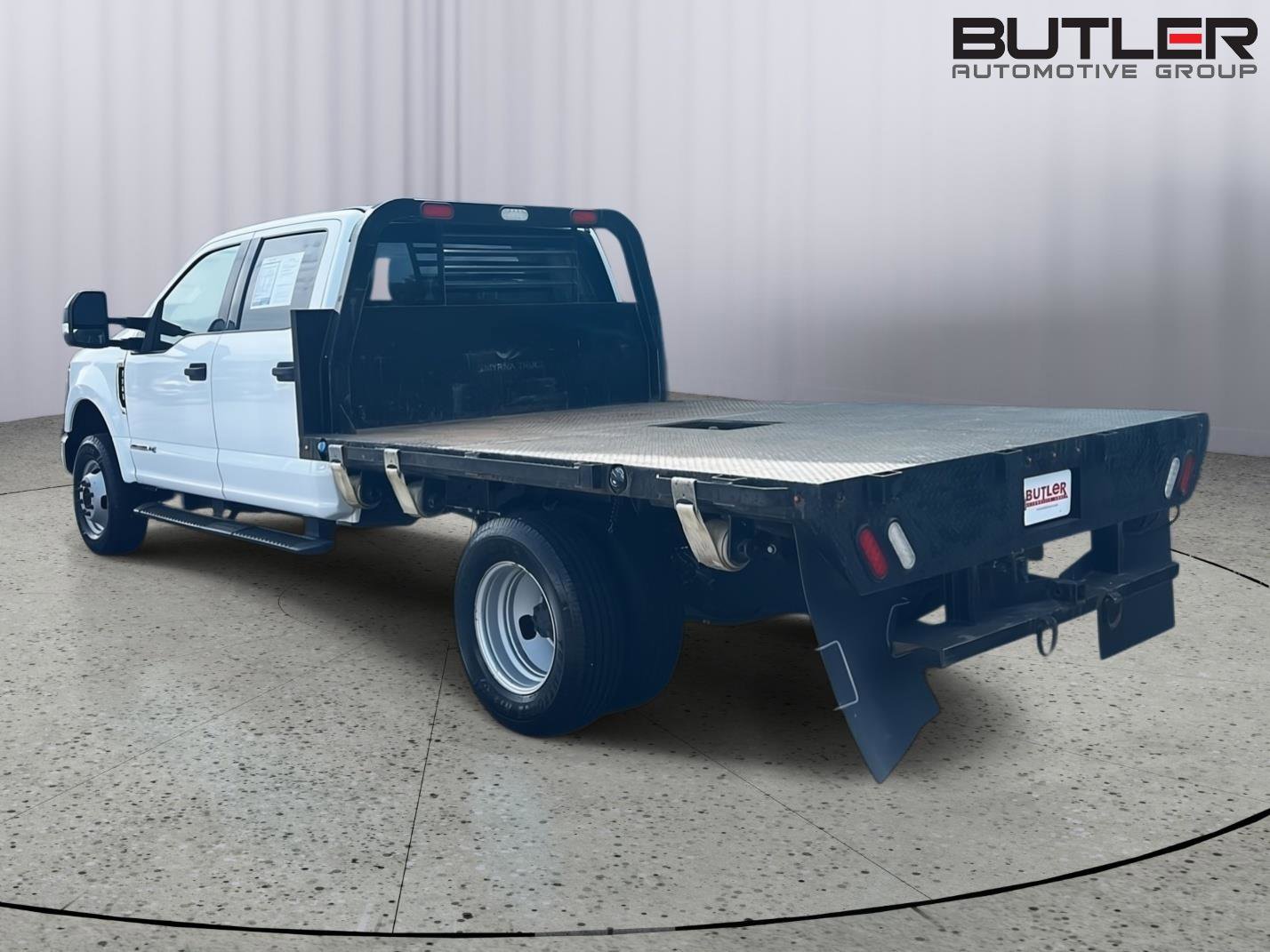 Used 2021 Ford F350 XLT image 4