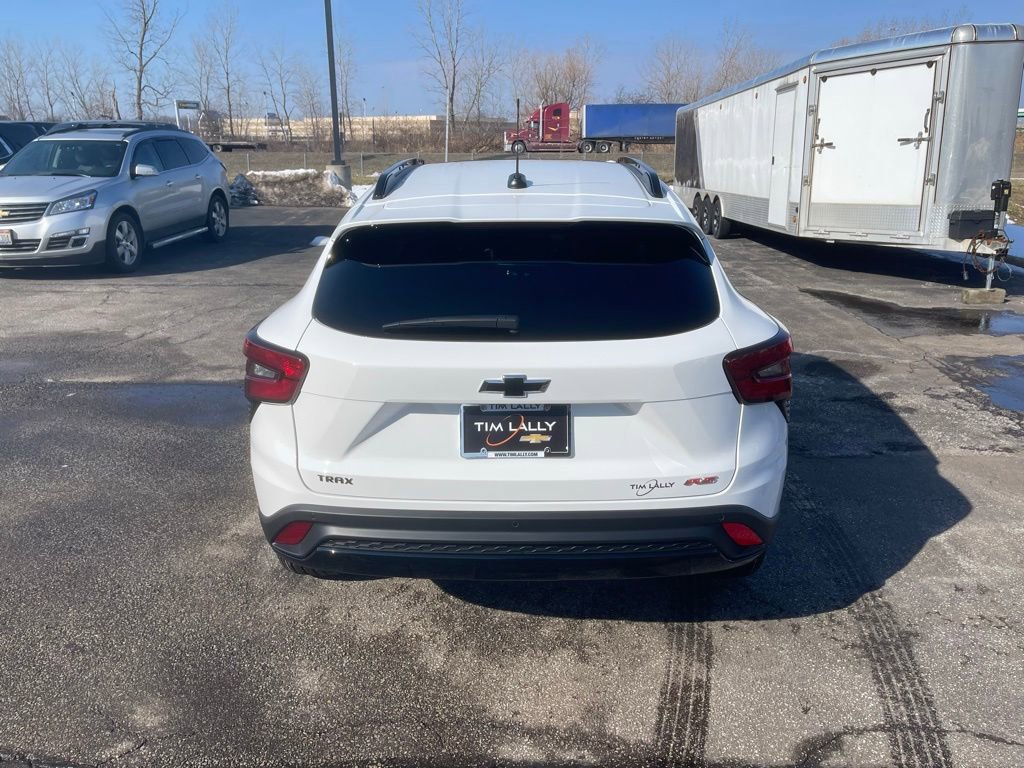 New 2026 Chevrolet Trax RS w/ Sunroof Package image 6