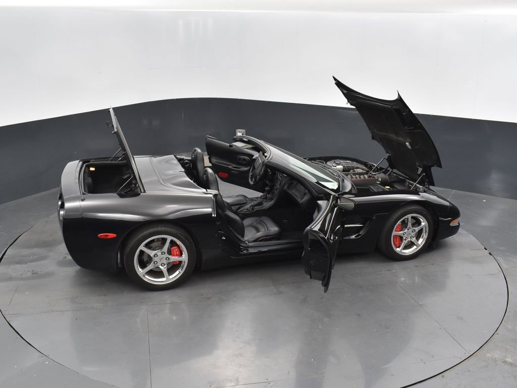 Used 2000 Chevrolet Corvette Base w/ Performance Handling Pkg image 43