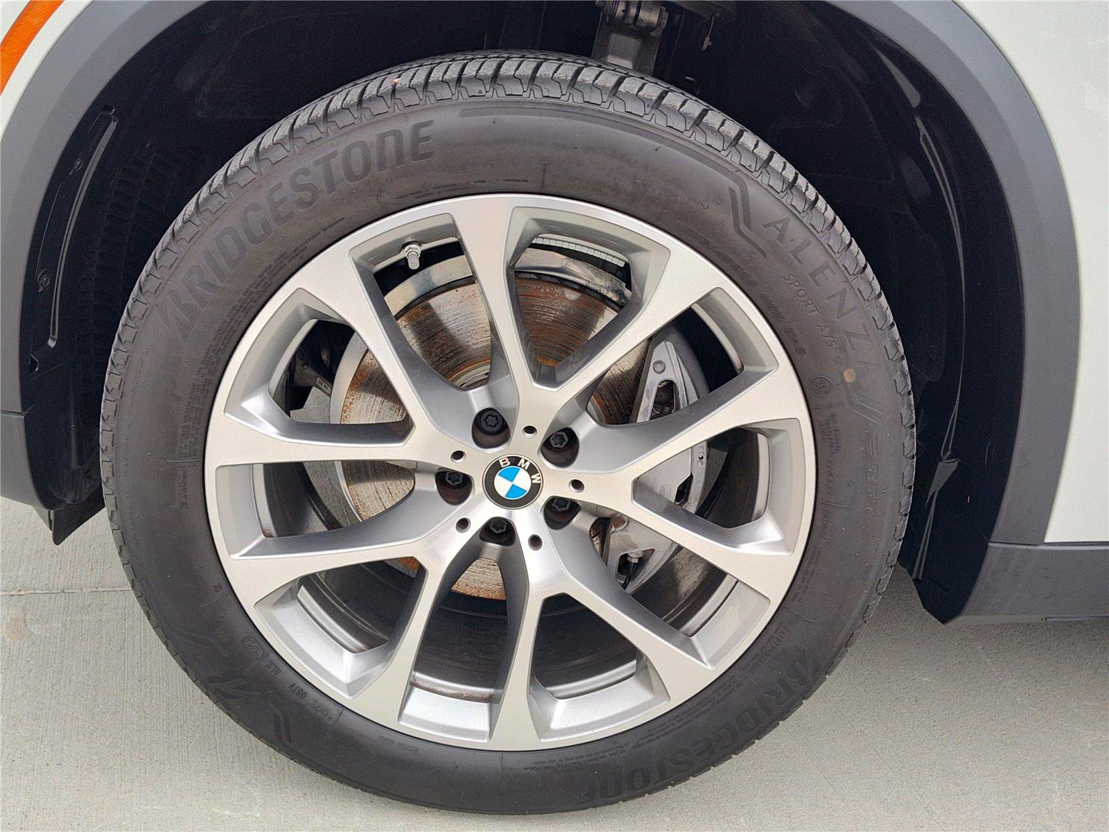 Certified 2025 BMW X5 sDrive40i w/ Premium Package RWD image 14