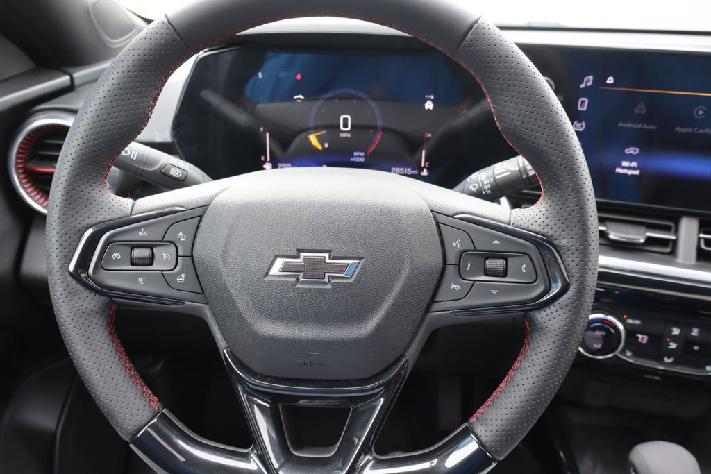 Used 2024 Chevrolet Trax RS w/ Sunroof Package image 6