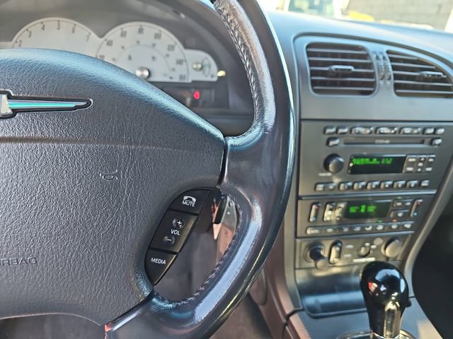 Used 2002 Ford Thunderbird image 16