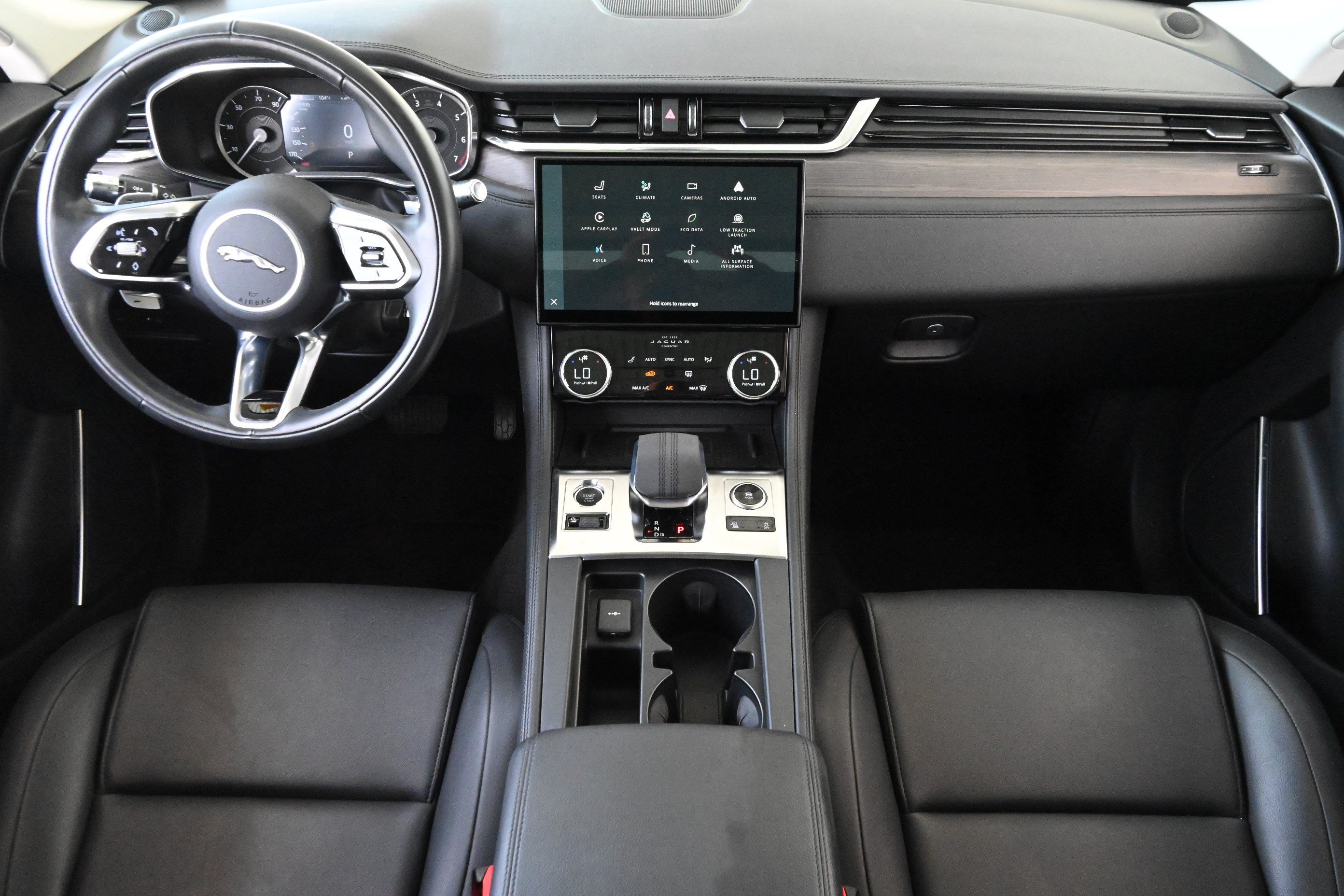 Used 2022 Jaguar F-PACE AWD/4WD image 15