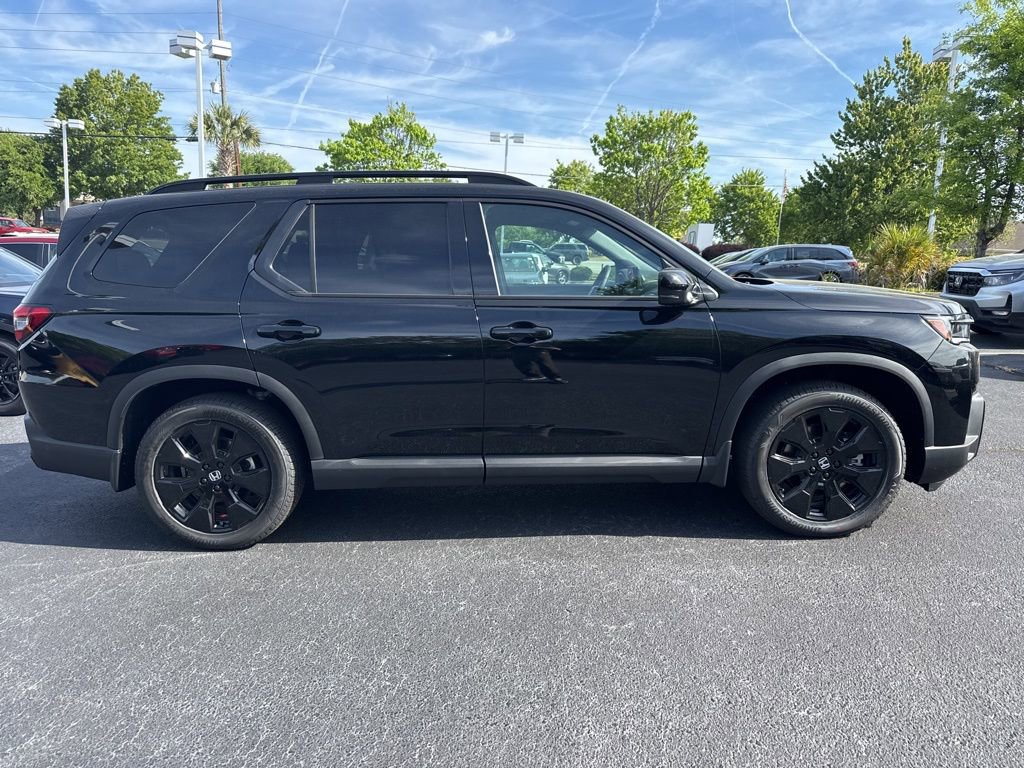 New 2026 Honda Pilot Black Edition image 2