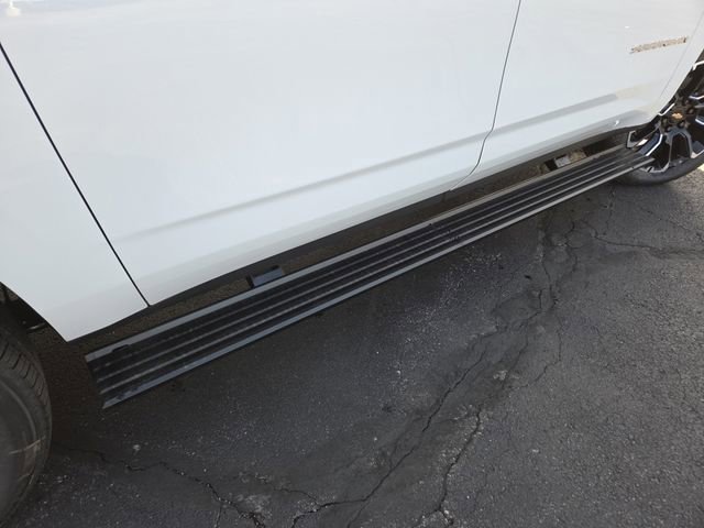 New 2026 Chevrolet Suburban High Country AWD/4WD image 22