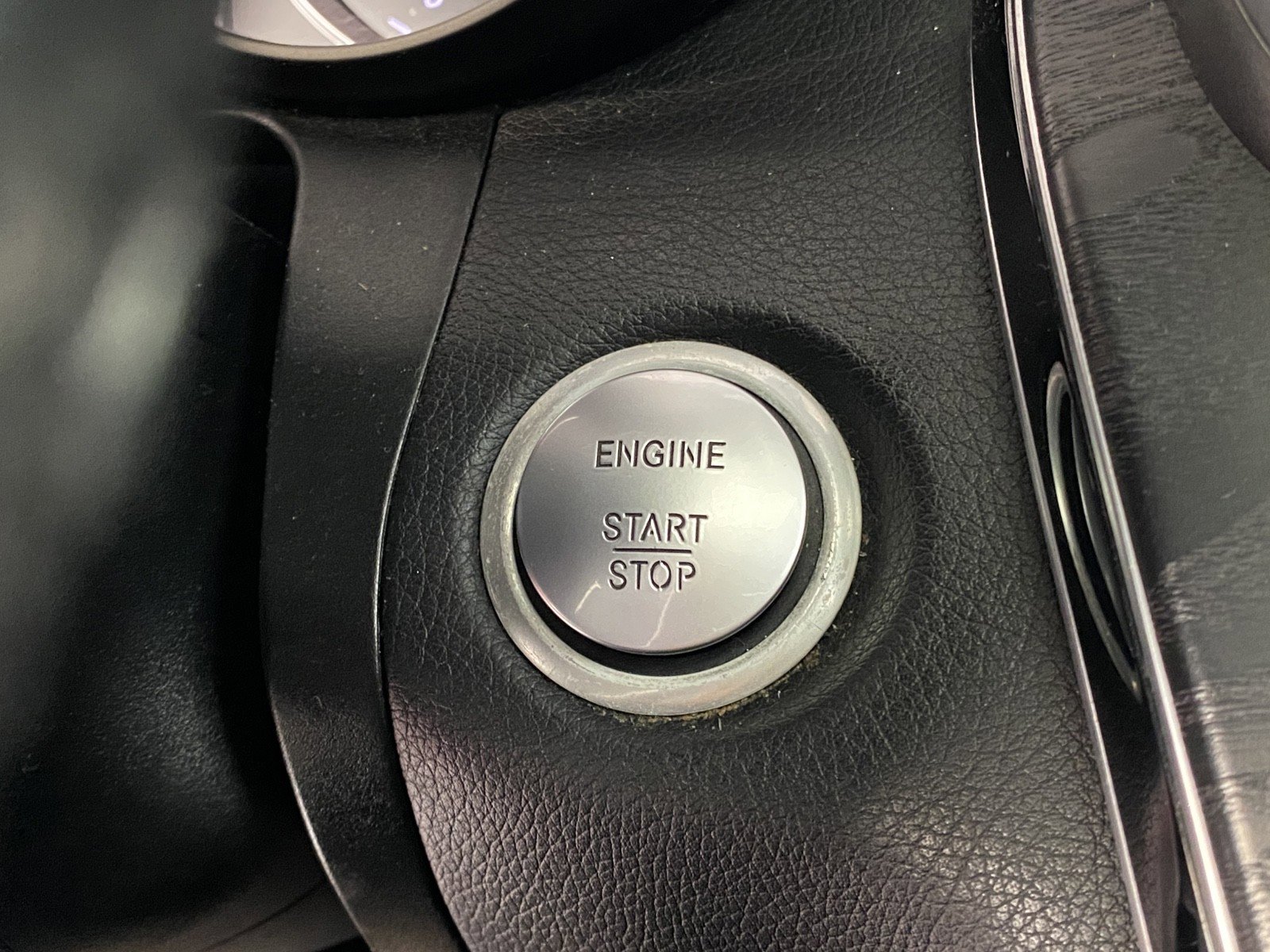 Used 2018 Mercedes-Benz GLC 300 4MATIC Coupe image 23